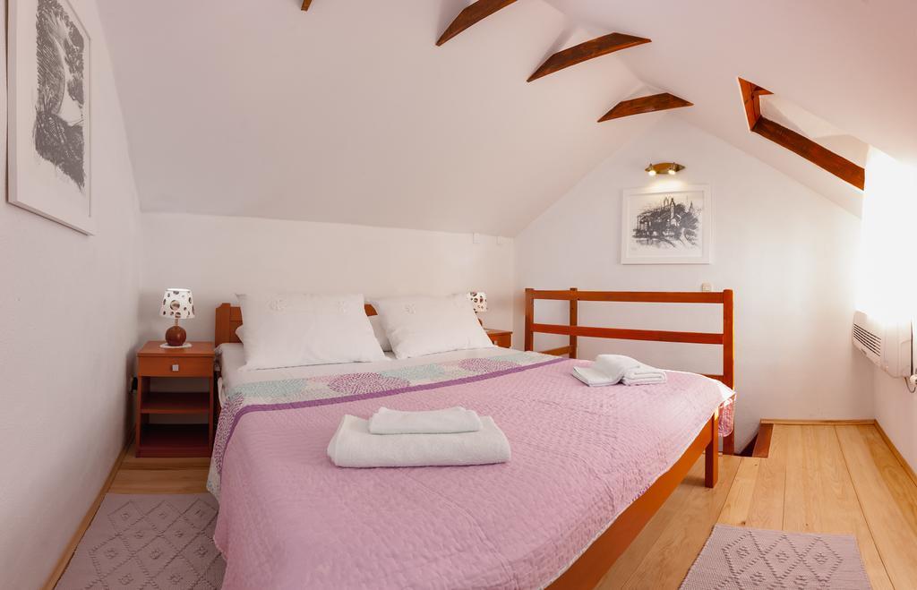 Holiday Home Vineyard House Bol Dış mekan fotoğraf