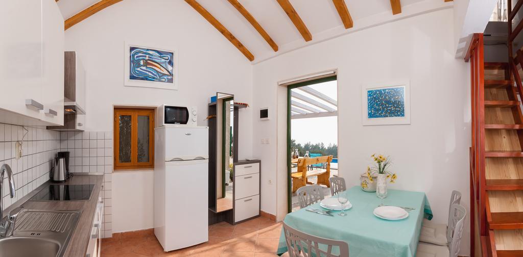 Holiday Home Vineyard House Bol Dış mekan fotoğraf